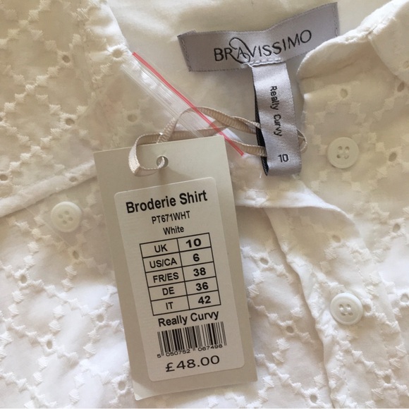 Broderie White Buttonup - Picture 5 of 5